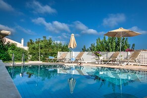Utomhuspool