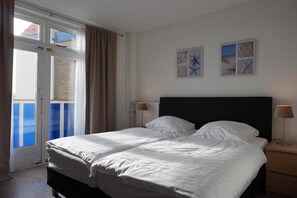 9 bedrooms, WiFi