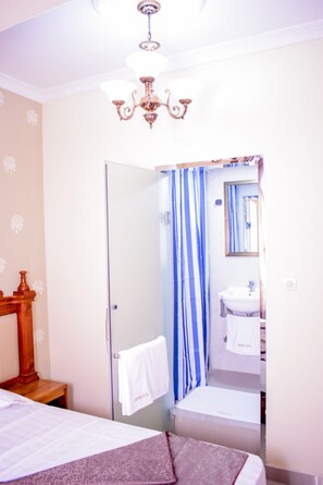 Deluxe Apartment | 1 bedroom, free WiFi