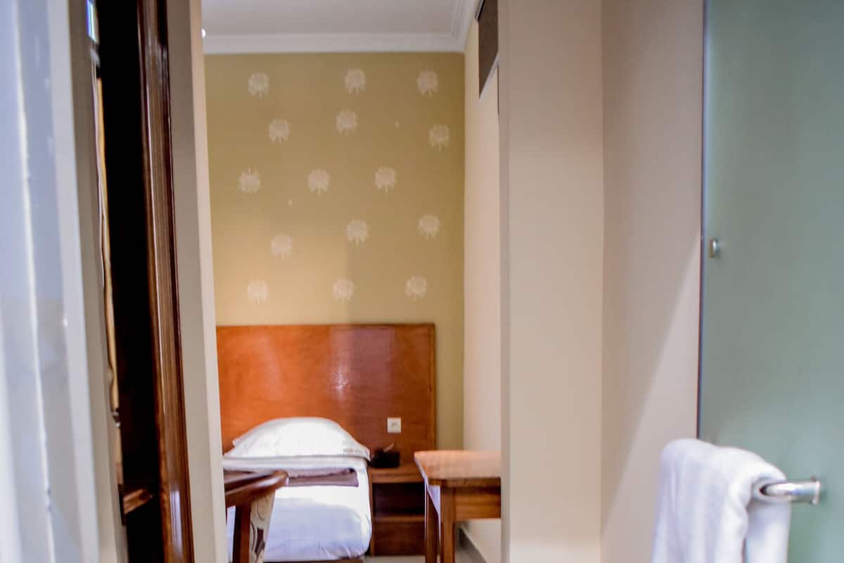 Classic Double Room | WiFi (free)