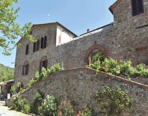 Exterior - Two-room Apartment 1 Borgo Fattoria Tenuta il Santo Monticiano Siena (Monticiano Siena)