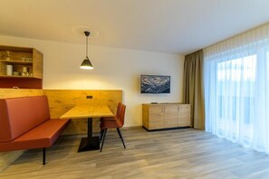 Apartamento básico | Servicio de comidas en la habitación