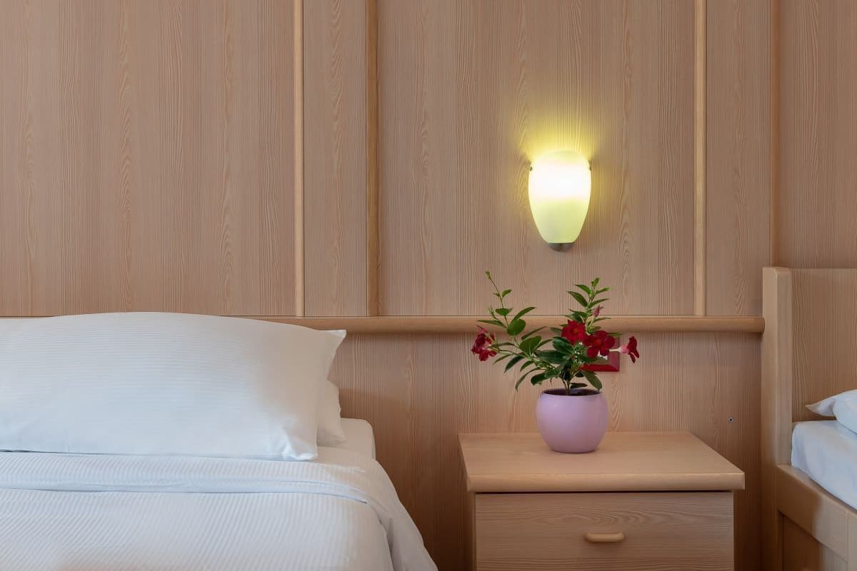 Een kluis op de kamer, gratis wifi, beddengoed