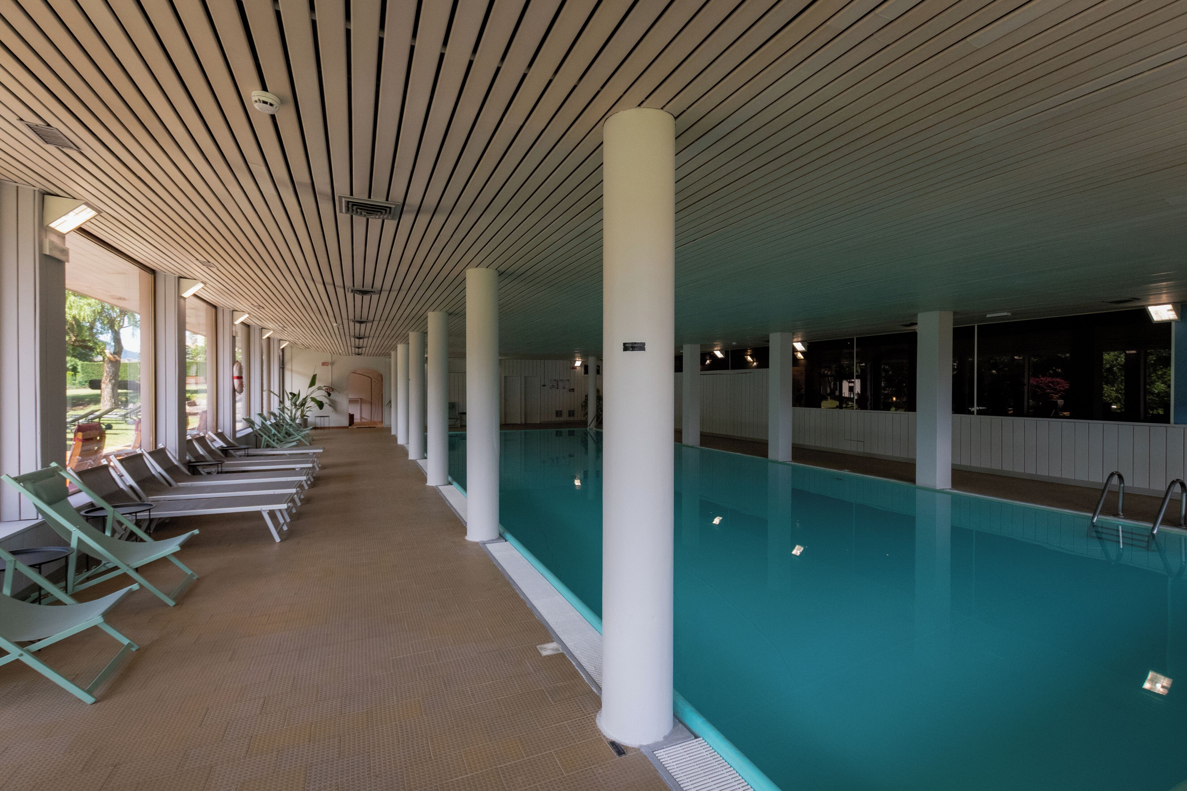 Indendørs pool, liggestole