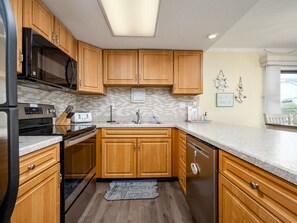 Microwave, dishwasher