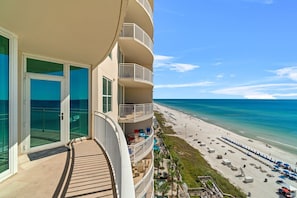 Property grounds - Aqua 3BR | Near Pier Park + Beach Chairs (Panama City Beach)