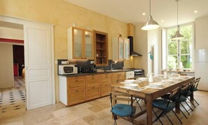 Fridge, microwave, dishwasher