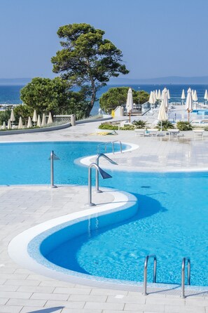 Outdoor pool, a heated pool - 3 * apartments / 5pax. (Zaton)