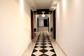 Interior - The Raj Vilas (Agra)