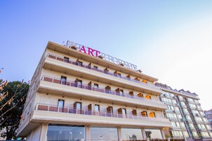 Fachada de la propiedad