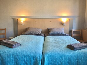 Twin Room, Shared Bathroom | Soundproofing, free WiFi - Hostel Sili (Jelgava Municipality)