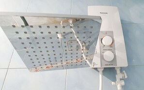 Bathroom - The Pawikan Resort Moalboal (Moalboal)