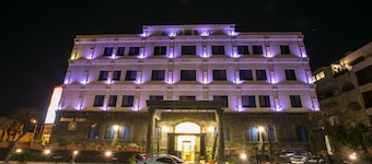 Strand Hotel