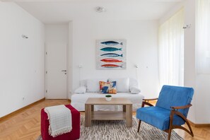 City Apartment | Living area - Sunny City Getaway Close To All (Split)