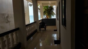 Interior detail - Baga beach place (Baga)