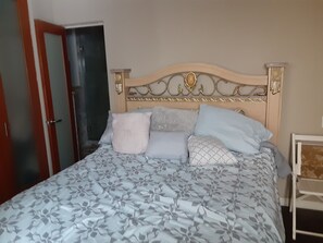 5 室のベッドルーム、WiFi