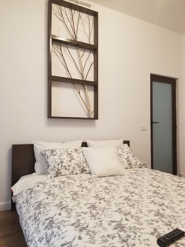 Comfort Apartment | 2 bedrooms, iron/ironing board, free WiFi, bed sheets - FISO - Downtown Apartment (Bucharest)