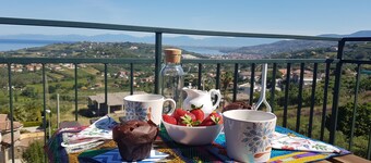 Lucky House e Il Mare in Mansarda