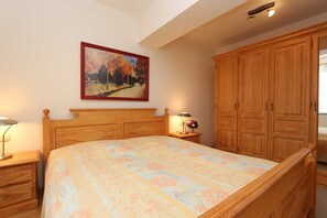 1 Schlafzimmer, Zimmersafe, Reisekinderbett, WLAN