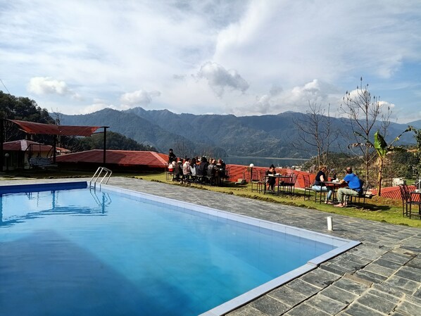 Alberca al aire libre