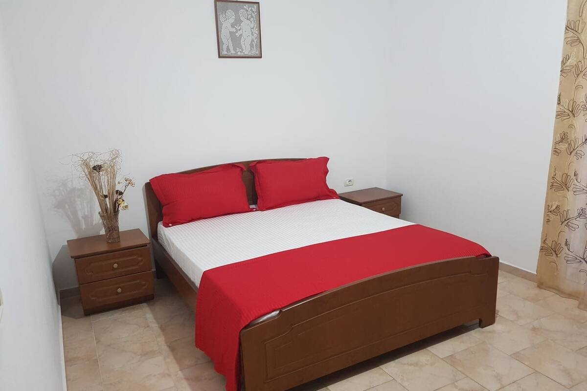 Apartment, Sea View | Hypo-allergenic bedding available, cribs (free), WiFi (free), bed sheets