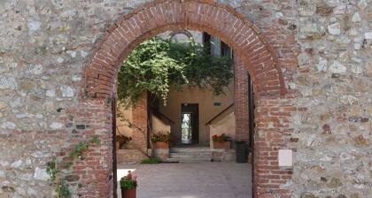 Three-room apartment 2 Borgo Fattoria Tenuta il Santo Monticiano Siena