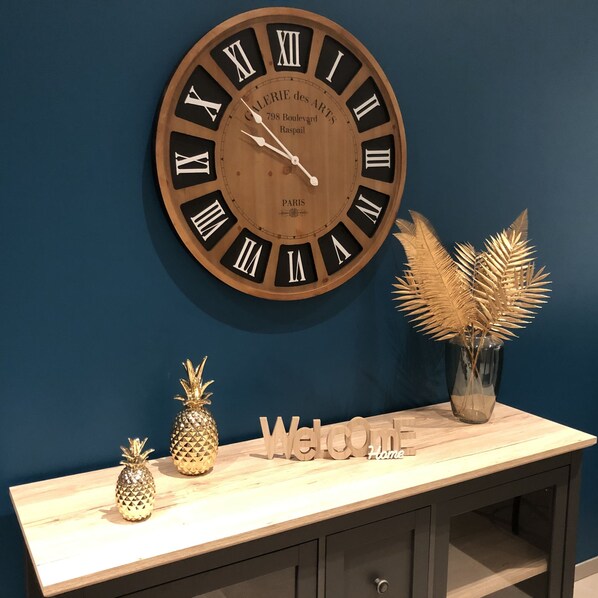 Interior - Magnificent villa with private heated swimming pool at 300m from the beach (PORTO VECCHIO)