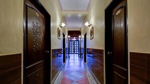 Lorong