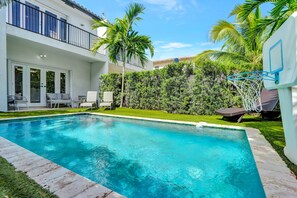 Pool - Toro: Private Pool, Pool Table, & Near Beach (Miami)