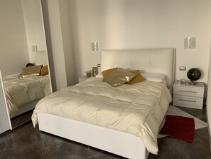 1 habitación, wifi y ropa de cama