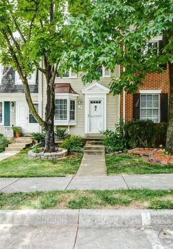 ClintonCrest: Private Yard & Near DC