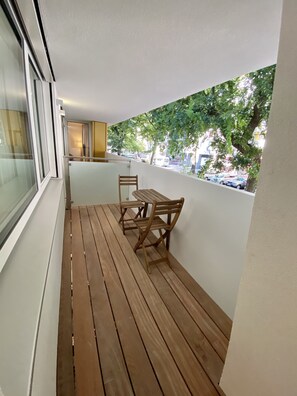 Comfort Apartment, 1 Katil Ratu (Queen) dengan Katil Sofa, Balcony | Teres/patio
