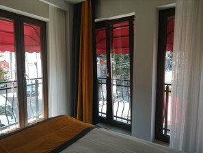 Deluxe Double or Twin Room | View from room - Kayhan City Hotel (Bursa)