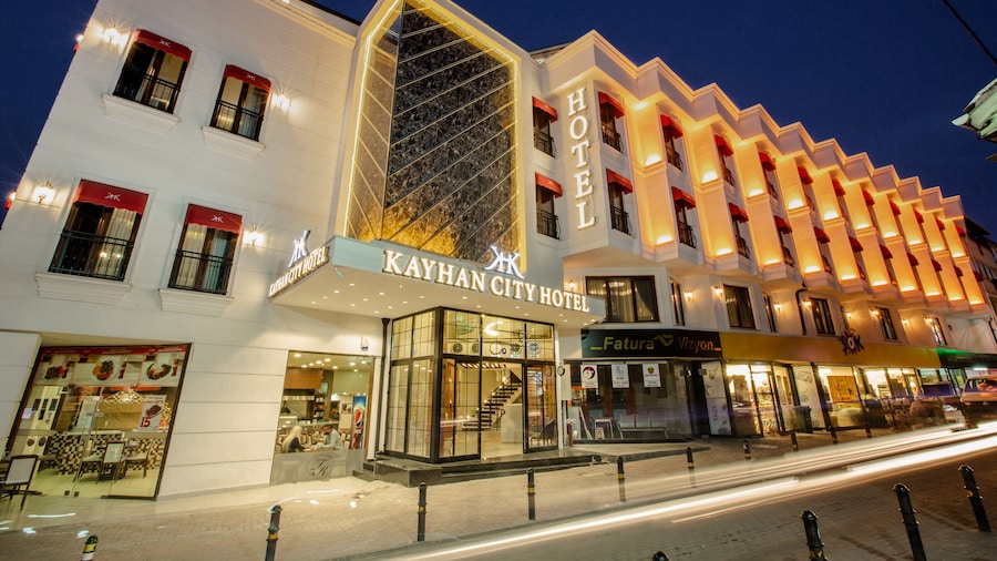 Kayhan City Hotel