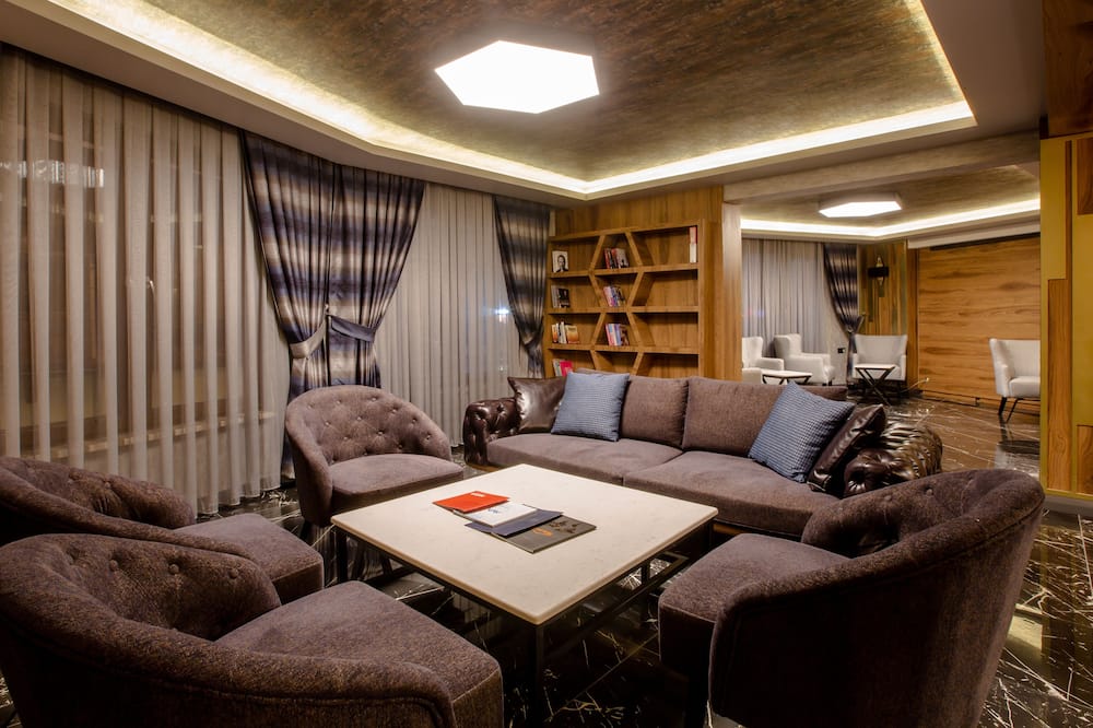 Kayhan City Hotel