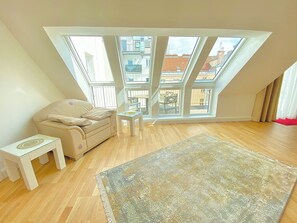 Panoramic Apartment, 1 Bedroom, Non Smoking, Kitchen | Living area