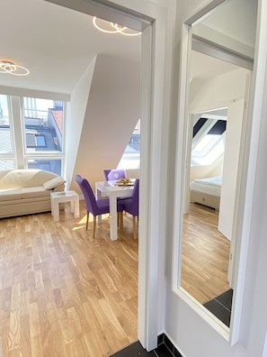 Exclusive Apartment, 1 Bedroom, Non Smoking, Kitchen | Living area