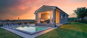 Family holiday house with private pool and playground