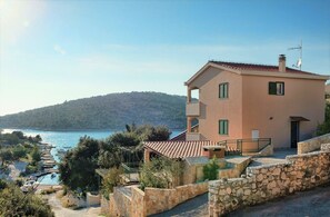 Exterior - Holiday house Tender near Trogir, jacuzzi (Sevid)