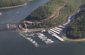 Marina/club náutico