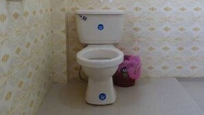 Bathroom - Hostal Puerto Yumani (Isla del Sol)