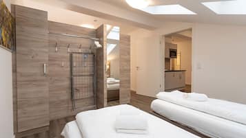 Apartment, 1 Bedroom | 1 bedroom, desk, rollaway beds, free WiFi