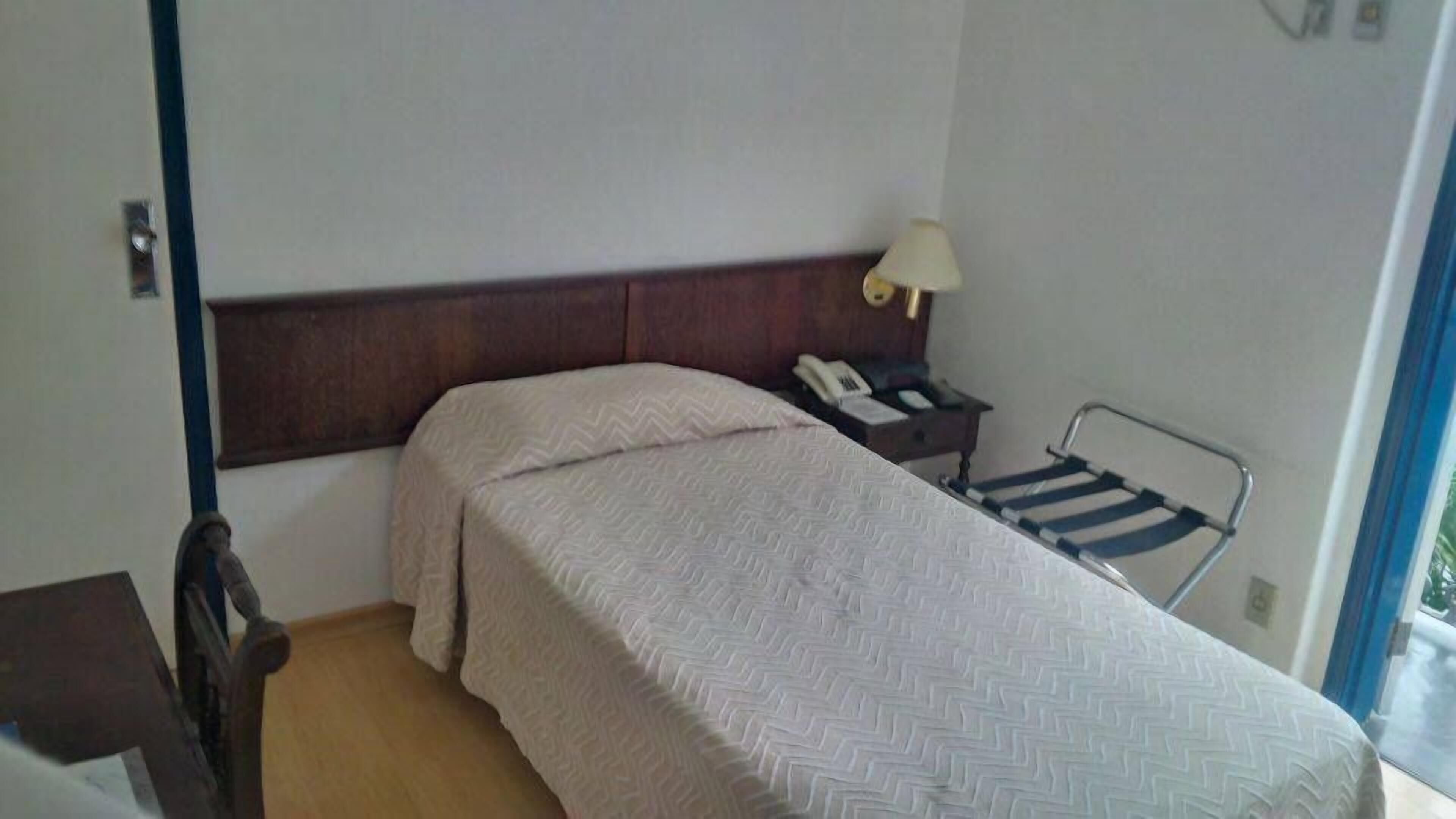 Minibar, caja de seguridad en la habitación, escritorio y wifi gratis 