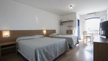 Superior Triple Room | 1 bedroom, minibar, in-room safe, desk