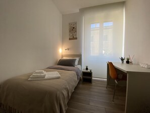 Soundproofing, iron/ironing board, free WiFi, bed sheets - Alloggio Urbano - Centro Storico (Terni)