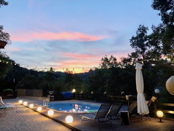 Seasonal outdoor pool