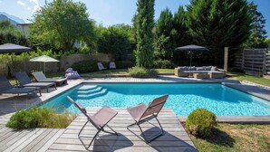 Outdoor pool - Villa Des Cotes - Four Bedroom Villa, Sleeps 8 (Menthon-Saint-Bernard)