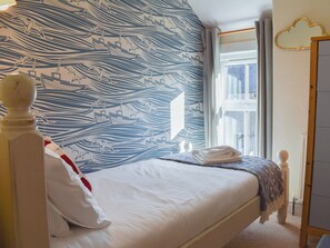 3 quartos, Wi-Fi de cortesia, roupa de cama