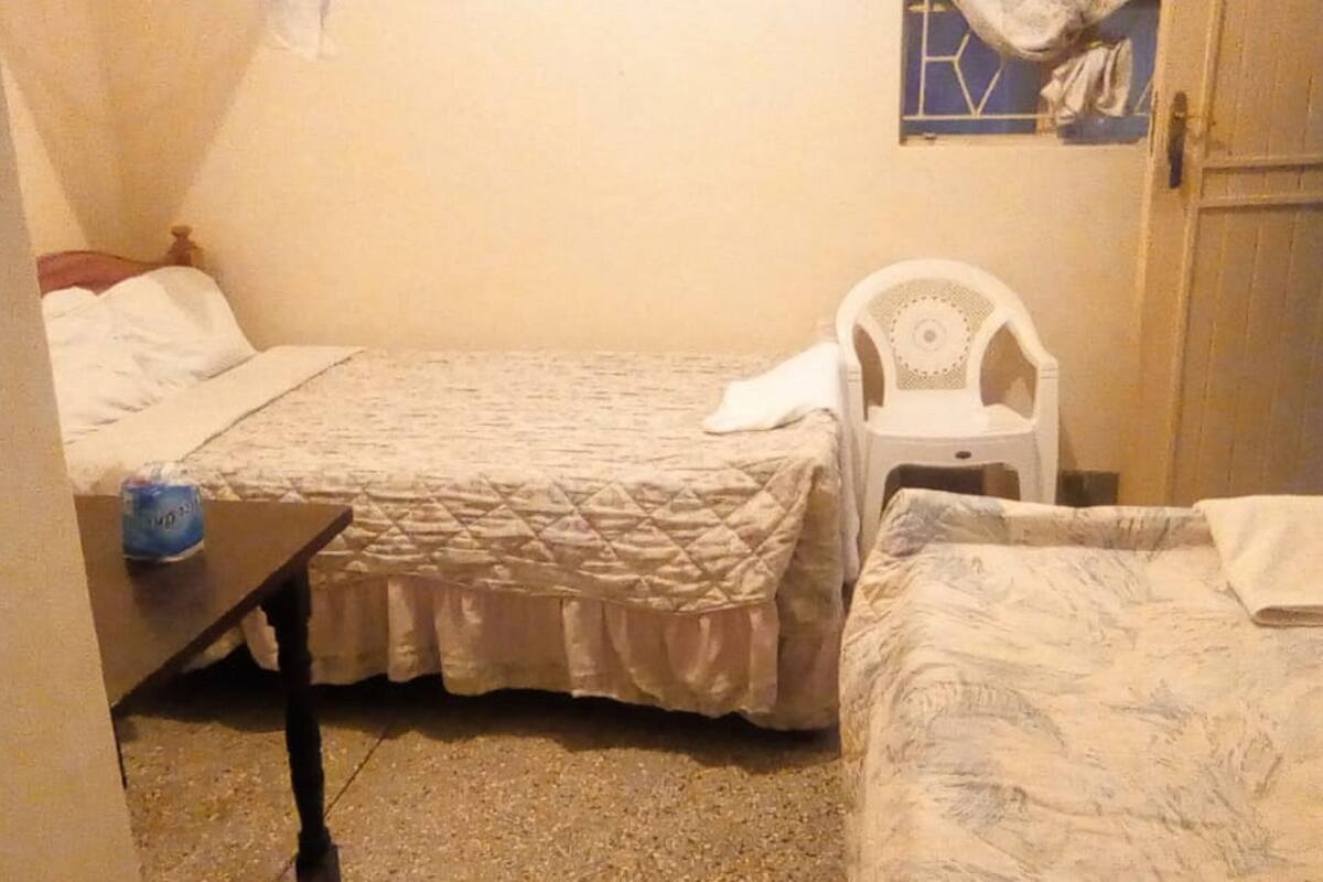 Chambre Double | Bureau, Wi-Fi gratuit, draps fournis