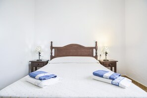 2 habitaciones, tabla de planchar con plancha y wifi gratis 